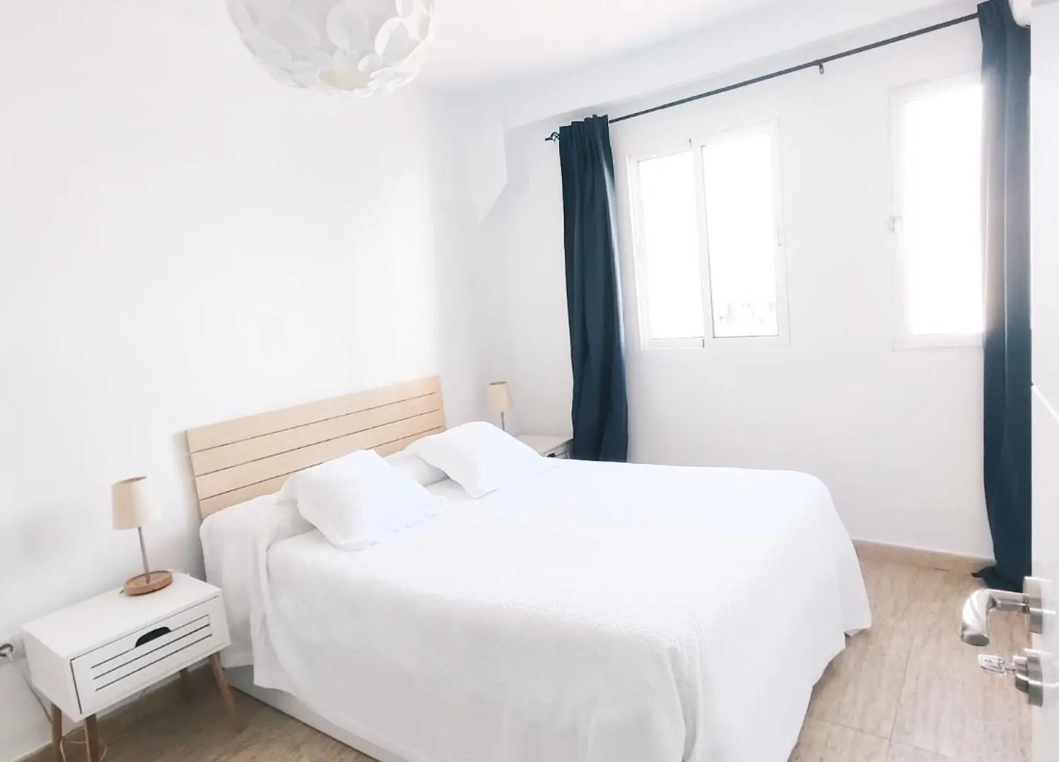 Apartamento De La Luz En Exclusividad contacts
